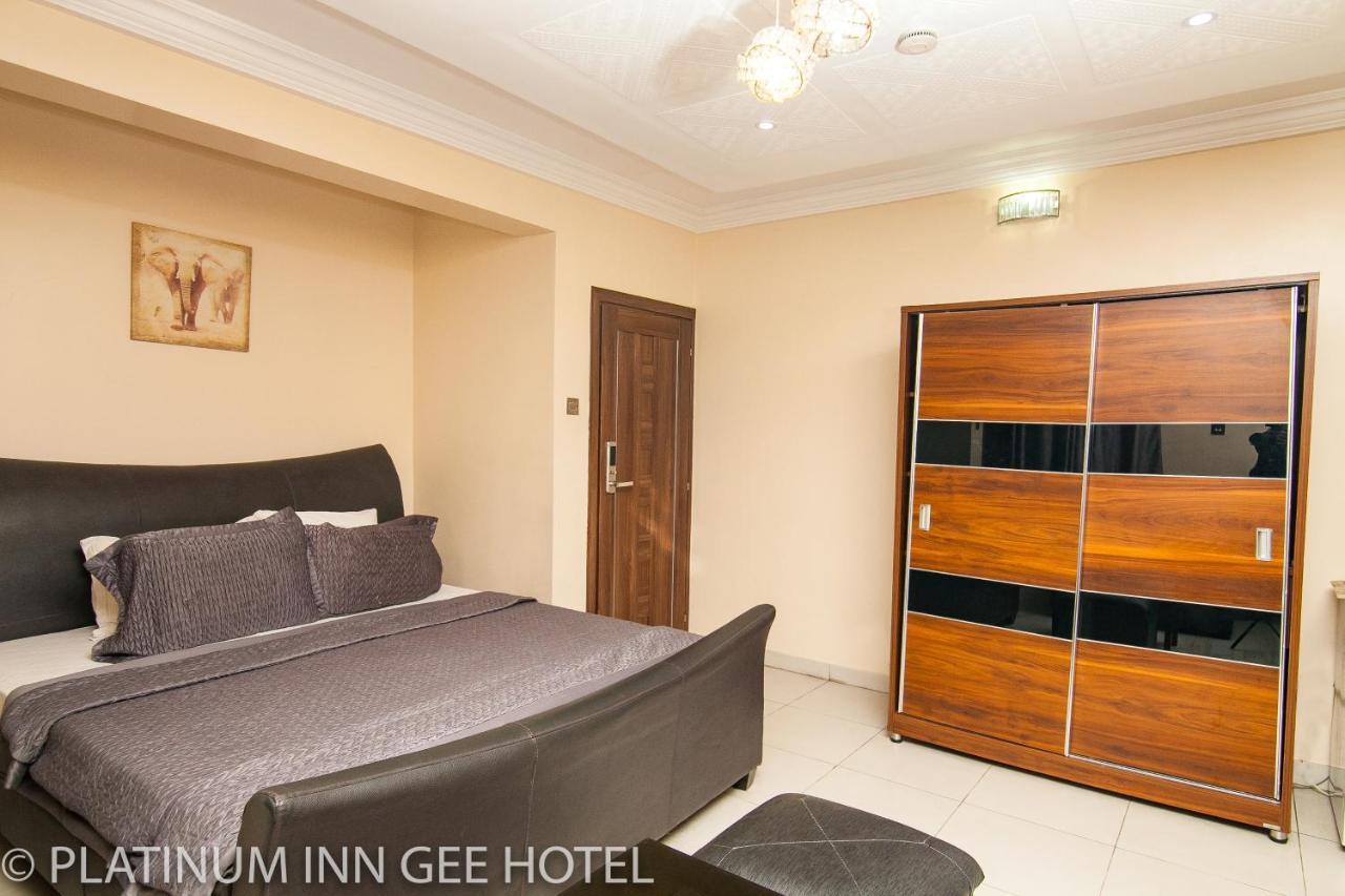 Platinum Inn Gee Hotel Suru Lere Екстериор снимка