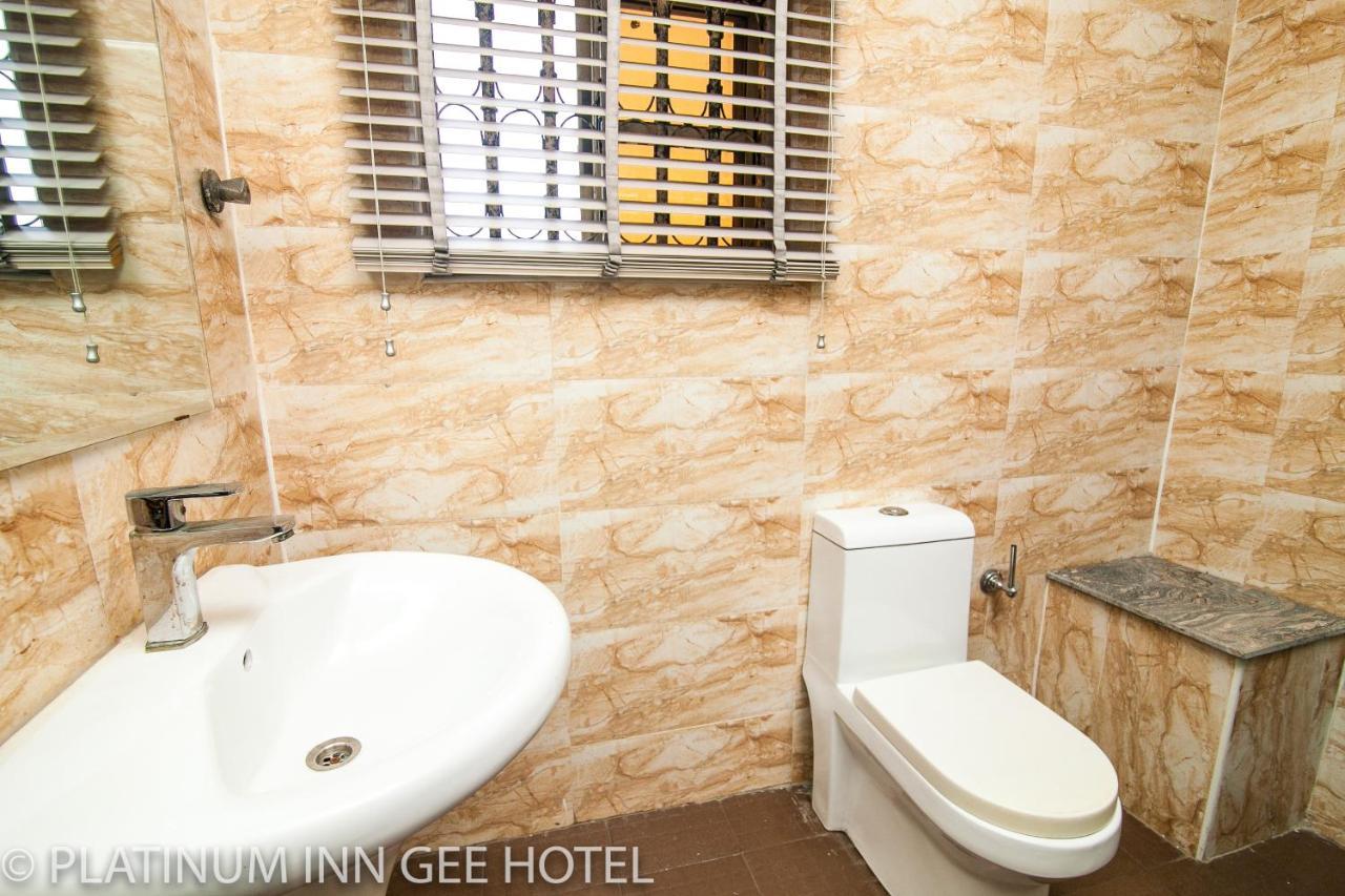 Platinum Inn Gee Hotel Suru Lere Екстериор снимка