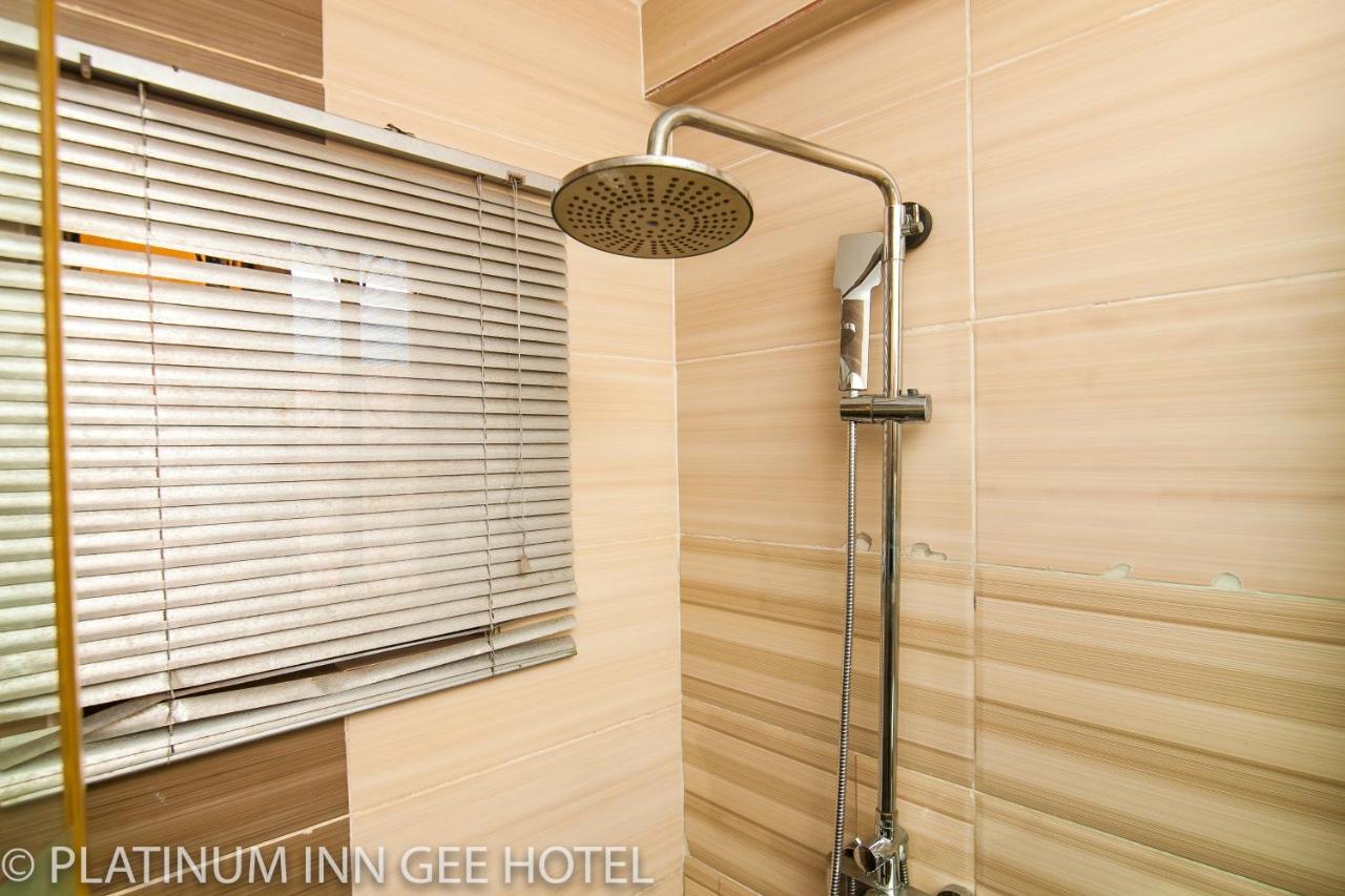 Platinum Inn Gee Hotel Suru Lere Екстериор снимка